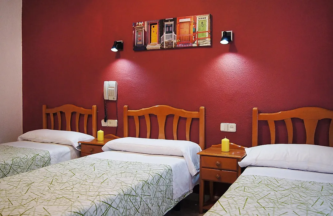 Hostal Fuencarral Kryse-1