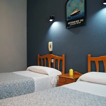 Hostal Fuencarral Kryse-3